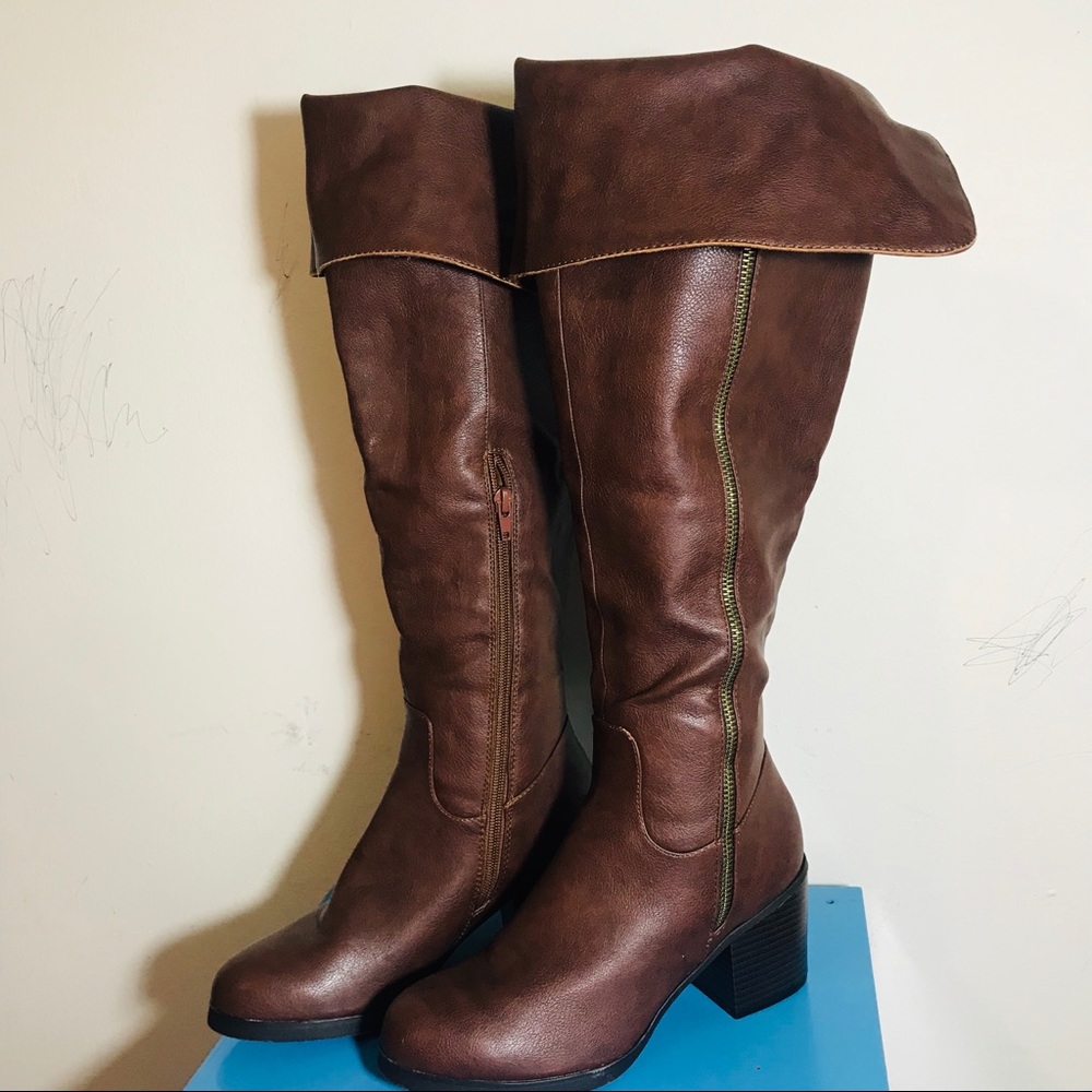 NWOT .Leather boots 👢 👢